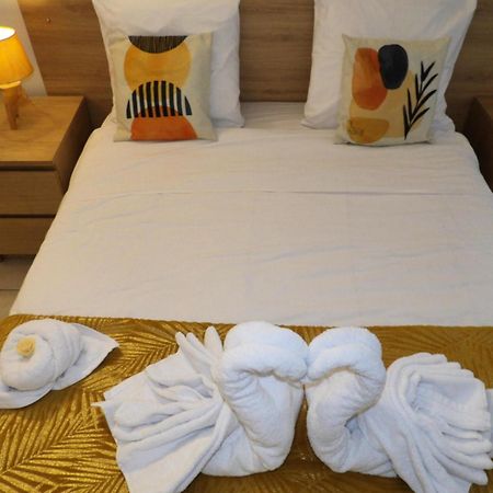 Le Cosy Wiener *Paris*Gare A 300 M*Disneyland* Champs-Sur-Marne Luaran gambar