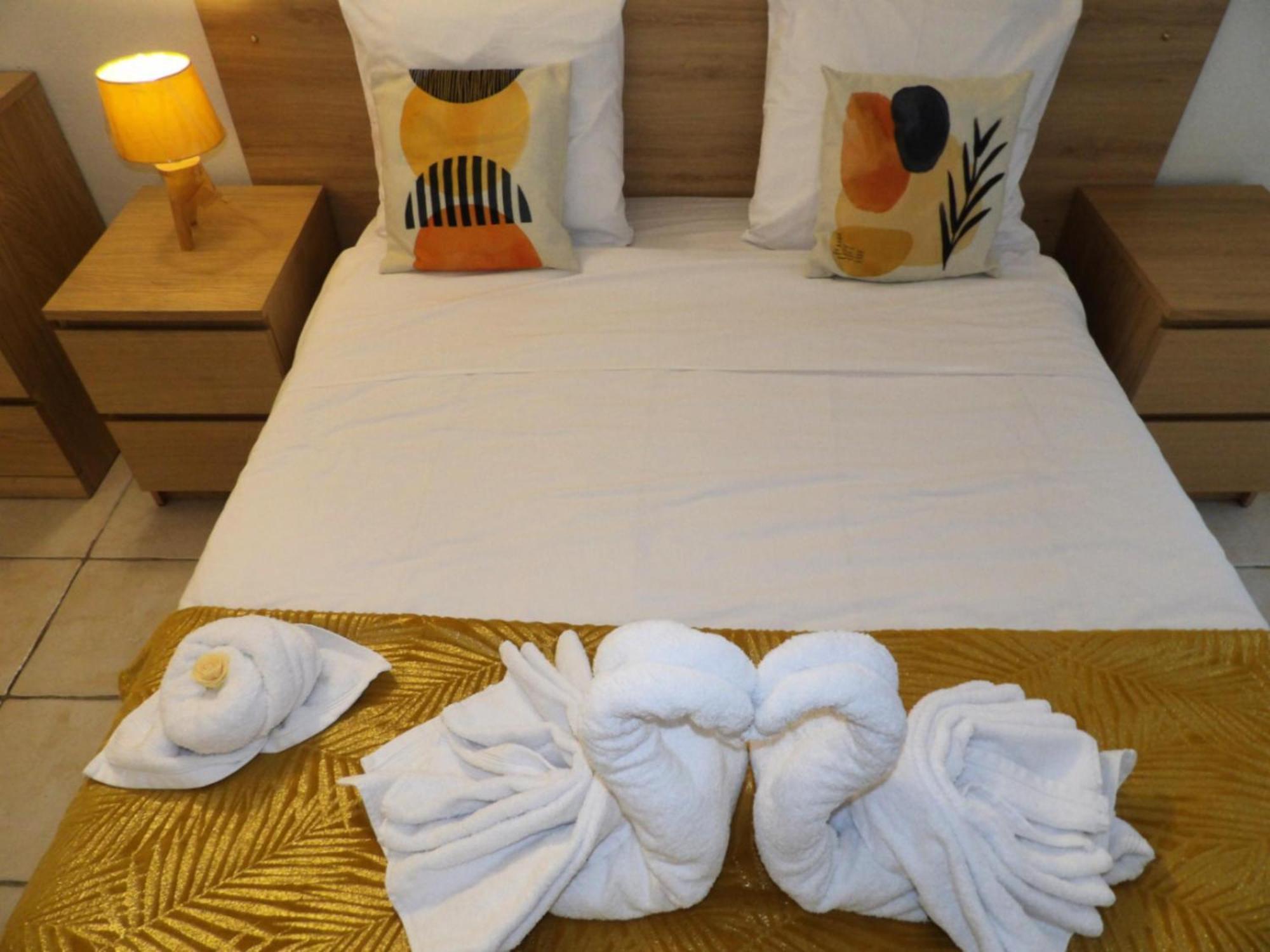 Le Cosy Wiener *Paris*Gare A 300 M*Disneyland* Champs-Sur-Marne Luaran gambar